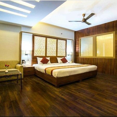 Hotel Apex International Jodhpur  Buitenkant foto