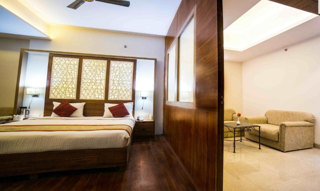 Hotel Apex International Jodhpur  Buitenkant foto