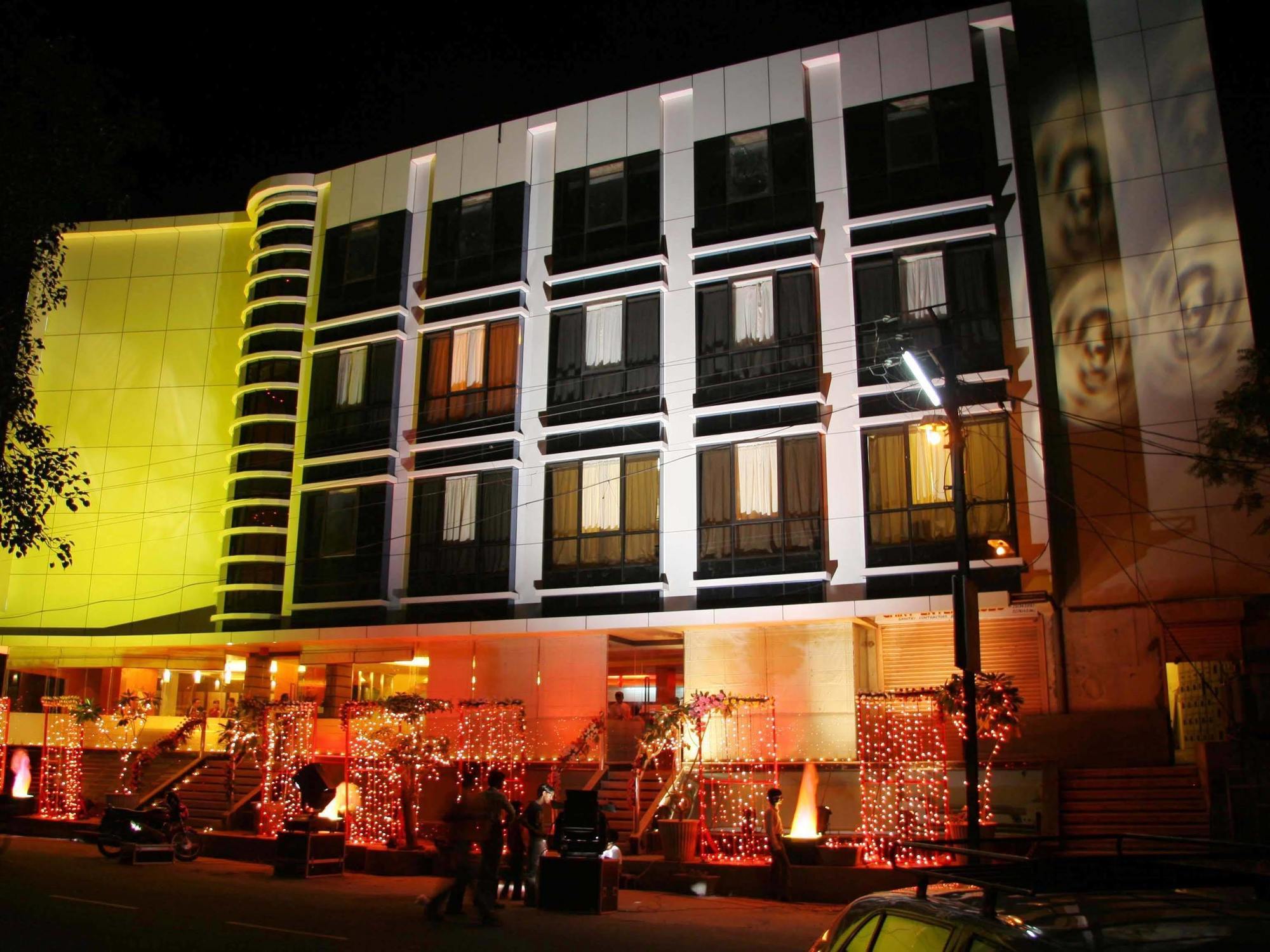 Hotel Apex International Jodhpur  Buitenkant foto
